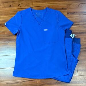 Figs Pacific Blue Scrub Set